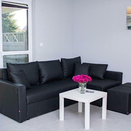 Apartament Z Ogrodkiem Тшенсач Екстер'єр фото