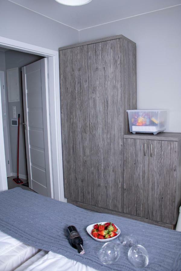 Apartament Z Ogrodkiem Тшенсач Екстер'єр фото