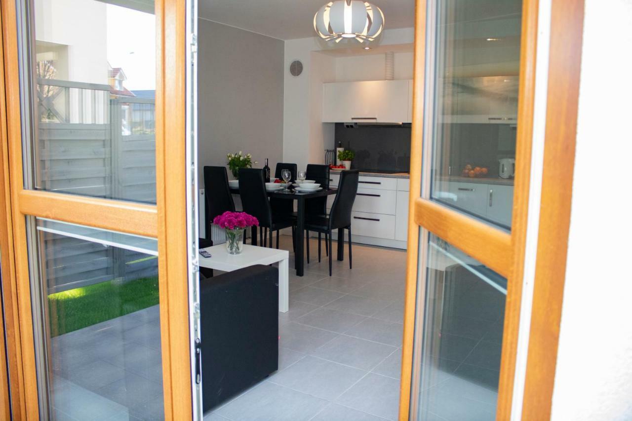 Apartament Z Ogrodkiem Тшенсач Екстер'єр фото