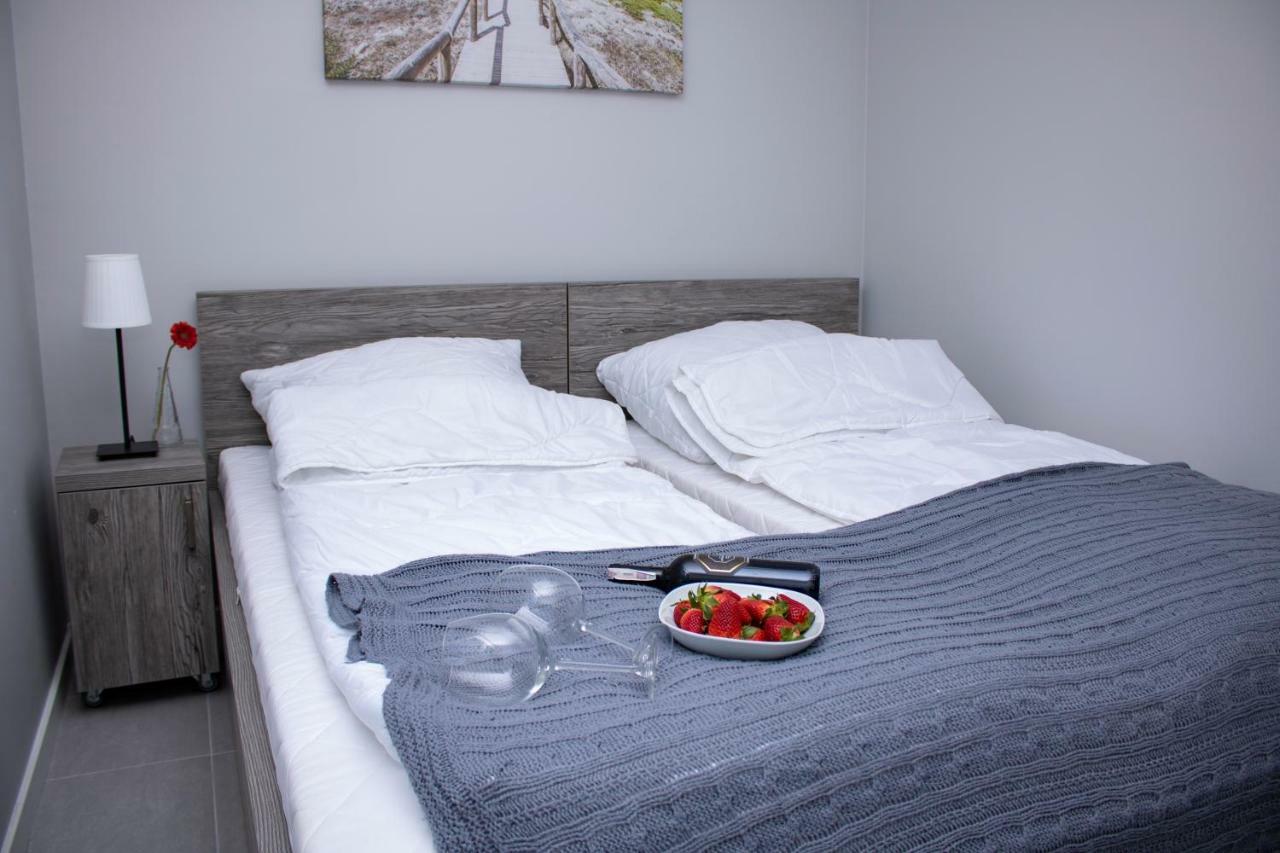 Apartament Z Ogrodkiem Тшенсач Екстер'єр фото